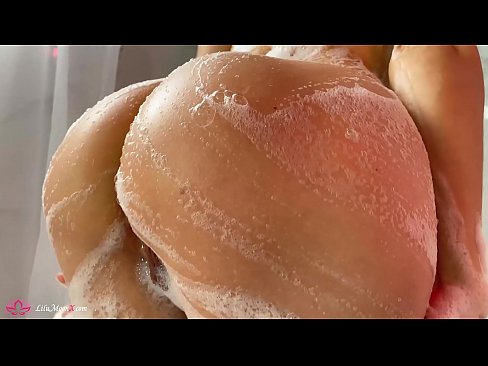❤️ Brunette masturbearet poesje mei Vibrator nei intens orgasme yn dûs ❤ Porno fb op fy.amzhoka.top