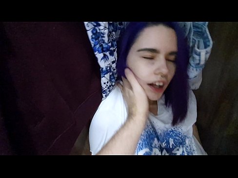 ❤️ Fûn myn suster yn 'e kast en holp har cum ❤ Porno fb op fy.amzhoka.top